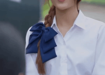 [หนังเต็มเรื่อง] 520H1016 Y ดูถูกคนจรจัดใช้เหรียญซื้อขนมปัง