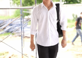 [หนังเต็มเรื่อง] 151H1016 Y คนที่ไม่ได้เรียน 100คน อาจมี 10 ที่ประสบความสำเร็จ แต่คนเรียนหนังสือ 100 คน อาจมี 90 คนที่ประสบความ