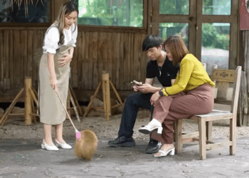 [หนังเต็มเรื่อง] 156H1016 Y คำว่ารัก พูดง่าย ใครๆก็พูดได้