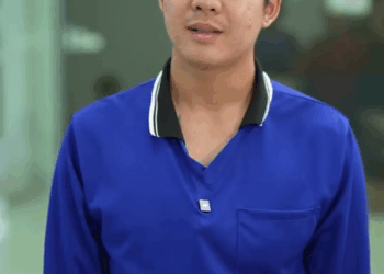 [ตอนที่ 2] 155T1020 AB141 แค่ชุดคนงาน ทำให้เธอพลาดดูถูกผิดคน