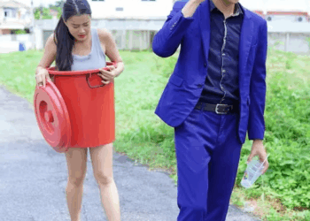 [ตอนที่ 2] 337T1020 AC006 เธอหลบอยู่ในถัง เพราะอยากอยู่ลําพังกับเศรษฐี