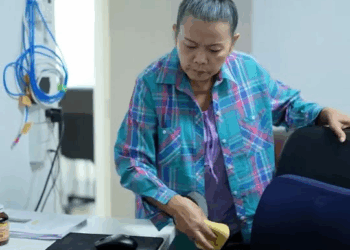 [ตอนที่ 2] 353T1020 AC022 แม่เจ้านายแต่ทำตัวเป็นยายแก่บ้านนอก ลุกน้องเลยต้อนรับแบบนี้