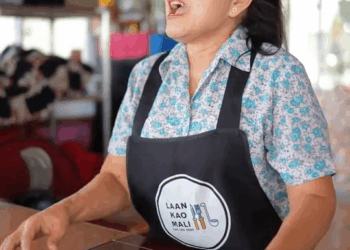 [ตอนที่ 2] 371T1020 AC040 เอาหม้อติดไว้ข้างหลังหวังกินฟรี แต่แม่ค้ารู้ทัน และนี่คือสิ่งที่เกิดขึ้น