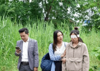 [ตอนที่ 2] 528T1020 AD074 แย่งคน ขึ้นรถแท็กซี่