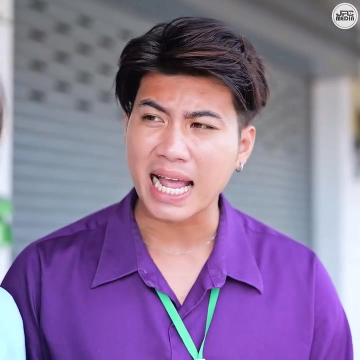 [หนังเต็มเรื่อง] 321H1006 B ท่านประธานแต่งตัวจนไปเจอเพื่อนเก่า