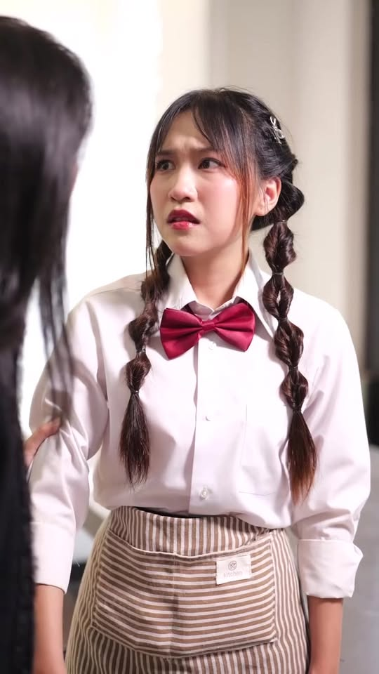 [หนังเต็มเรื่อง] 328H1006 B ทิ้งแฟนเก่าเด็กเสิร์ฟ สุดท้ายเธอคือน้องสาวเศรษฐี