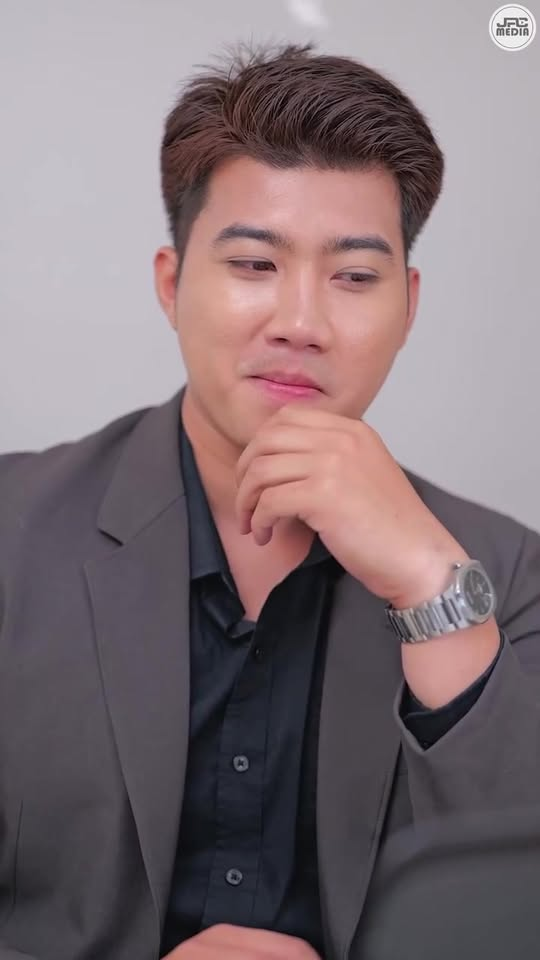 [หนังเต็มเรื่อง] 343H1006 B น้องสาวประธานปลอมตัวมาเป็นพนักงานบริษัท