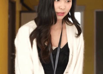 [หนังเต็มเรื่อง] 350H1006 B นึกว่าเป็นน้องสาวท่านประธาน แต่ไม่ใช่แล้วเธอคือใคร