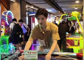 [หนังเต็มเรื่อง] 630H1006 G จีบเธอไม่ได้ เลยไปจีบพี่เธอแทน