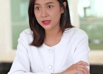 [หนังเต็มเรื่อง] 086H1006 B เพื่อนที่เธอเลี้ยงข้าว คือเจ้าของบริษัท