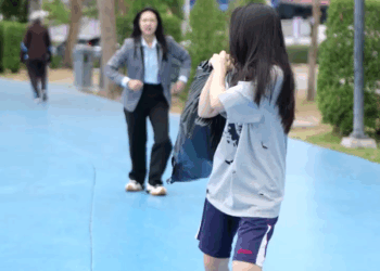 [หนังเต็มเรื่อง] 104H1006 B เมื่อน้องสาวประธานปลอมตัวเป็นขอทานหนีนัดเดท จนไปเจอเนื้อคู่