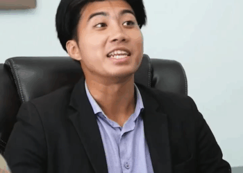 [หนังเต็มเรื่อง] 382H1006 B ประธานลองใจคนมาสมัครงาน