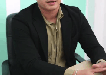 [หนังเต็มเรื่อง] 397H1006 B ปลอมตัวเป็นแม่บ้าน มาล้างบางพนักงานห่วยแตก