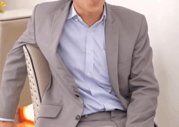 [หนังเต็มเรื่อง] 114H1006 B เศรษฐีแกล้งจน ปลอมตัวเป็นคนเก็บขยะ พิสูจน์เพื่อนแท้