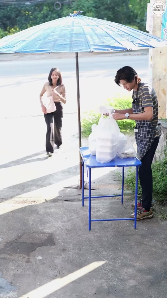 [หนังเต็มเรื่อง] 408H1006 B ปลอมตัวเป็นคนงานก่อสร้าง ที่แท้คือประธานบริษัท