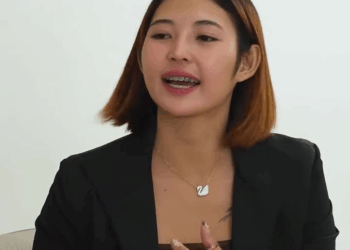 [หนังเต็มเรื่อง] 415H1006 B ปลอมตัวเป็นยามตามหารักแรก