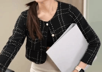 [หนังเต็มเรื่อง] 440H1006 B พนักงานใหม่ที่โดนไล่ออก กลับมาเอาคืนบริษัท