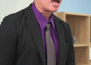 [หนังเต็มเรื่อง] 138H1006 B แกล้งจนไปเจอเพื่อนเก่า ทำเอาน้ำตาไหล