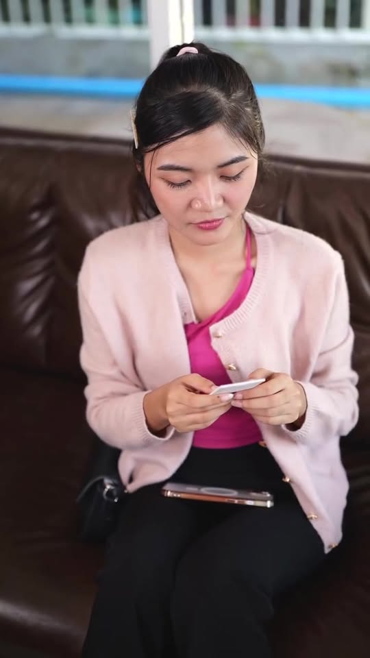 [หนังเต็มเรื่อง] 445H1006 B พนักงานตั้งใจบริการ กลับโดนเพื่อนร่วมงานรังแกจนโดนไล่ออก