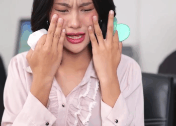 [หนังเต็มเรื่อง] 140H1006 B แกล้งพนักงาน สุดท้ายลูกสาวประธานมาเอง