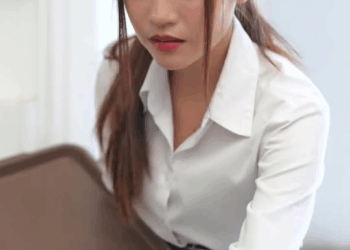 [หนังเต็มเรื่อง] 484H1006 B รังแกลูกน้องเก่าของเจ้านาย สุดท้ายเข่าแทบทรุด