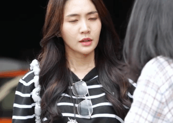 [หนังเต็มเรื่อง] 490H1006 B ลงจากรถหรูคันเป็นล้าน แต่ดันมาเก็บขวด