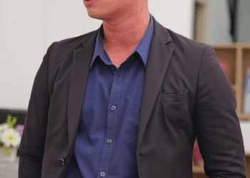 [หนังเต็มเรื่อง] 498H1006 B ลูกเจ้าของโรงแรม ปลอมตัวมาเป็นพนักงาน