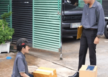 [หนังเต็มเรื่อง] 171H1006 B แฟนประธานเป็นสาวโรงงานต๊อกต๋อย