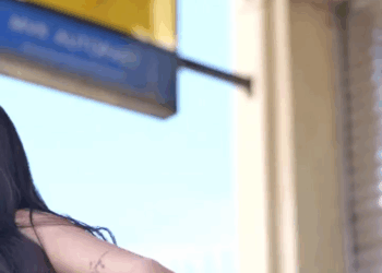 [หนังเต็มเรื่อง] 504H1006 B ลูกเศรษฐีถูกดัดนิสัย ให้ไปขายพวงมาลัยข้างถนน