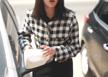 [หนังเต็มเรื่อง] 177H1006 B แม่ค้าตามสั่งข้างทาง ท่านประธานดันถูกใจ