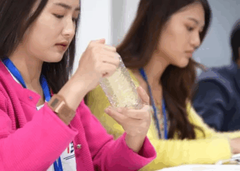 [หนังเต็มเรื่อง] 001H1016 Y เจ้านายขี้งก ชอบหักเงินเดือนพนักงาน