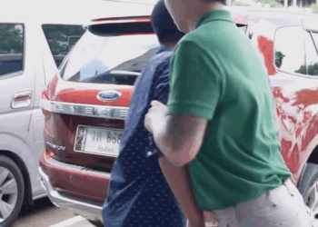 [หนังเต็มเรื่อง] 223H1016 Y ยามขี้ขโมย แบบนี้จะมีใครกล้าไว้ใจอีก