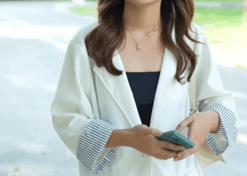 [หนังเต็มเรื่อง] 264H1016 Y ผัวโกหกว่าทำงาน แต่มานั่งเล่นหมากฮอสกับเพื่อนอยู่ที่สวนสาธารณะ