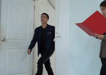 [หนังเต็มเรื่อง] 279H1016 Y เป็นแค่น้องชายประธาน คิดจะทำอะไรก็ได้งั้นเหรอ