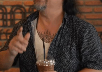 [หนังเต็มเรื่อง] 332H1016 Y เป็นแค่แม่ค้าจะมีปัญญาที่ไหนมาซื้อตึกแพงๆ