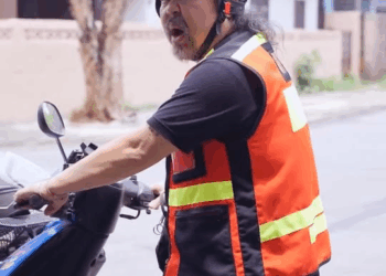 [หนังเต็มเรื่อง] 340H1016 Y แม่ค้าตัวดี ชอบยุ่งแต่เรื่องชาวบ้าน