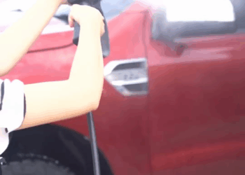 [หนังเต็มเรื่อง] 345H1016 Y นางเอกพี่น้องไทย มาเป็นคนล้างรถได้