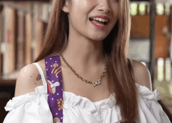 [หนังเต็มเรื่อง] 354H1016 Y ไม่มีเงิuแต่อยากกินอาหารแพงๆ