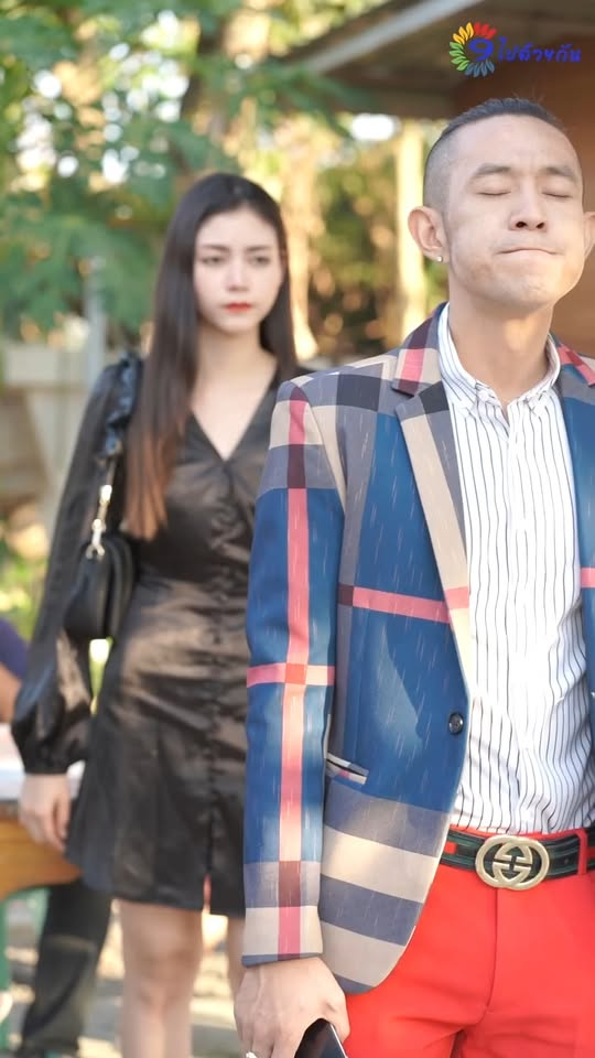 [หนังเต็มเรื่อง] 043H1016 Y พวกคุณมันเป็นคนไม่รู้จักพอ คิดแต่จะขายลูกสาวเพื่อเอาเงิน