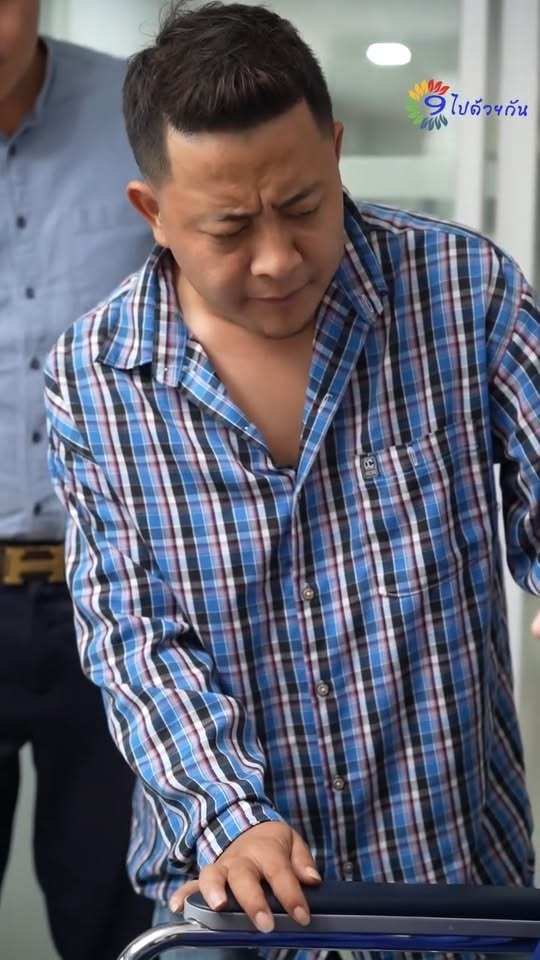 [หนังเต็มเรื่อง] 080H1016 Y พอดีเงินกูไม่พออ่ะ พวกมึงช่วยกูออกก่อนได้ไหมว่ะ