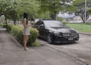 [ตอนต่อไป] 002T1110 A คนขับรถขอจูบแฟนเจ้านายทีนึง แลกกับความลับที่เกิดขึ้นบนรถคันนี้