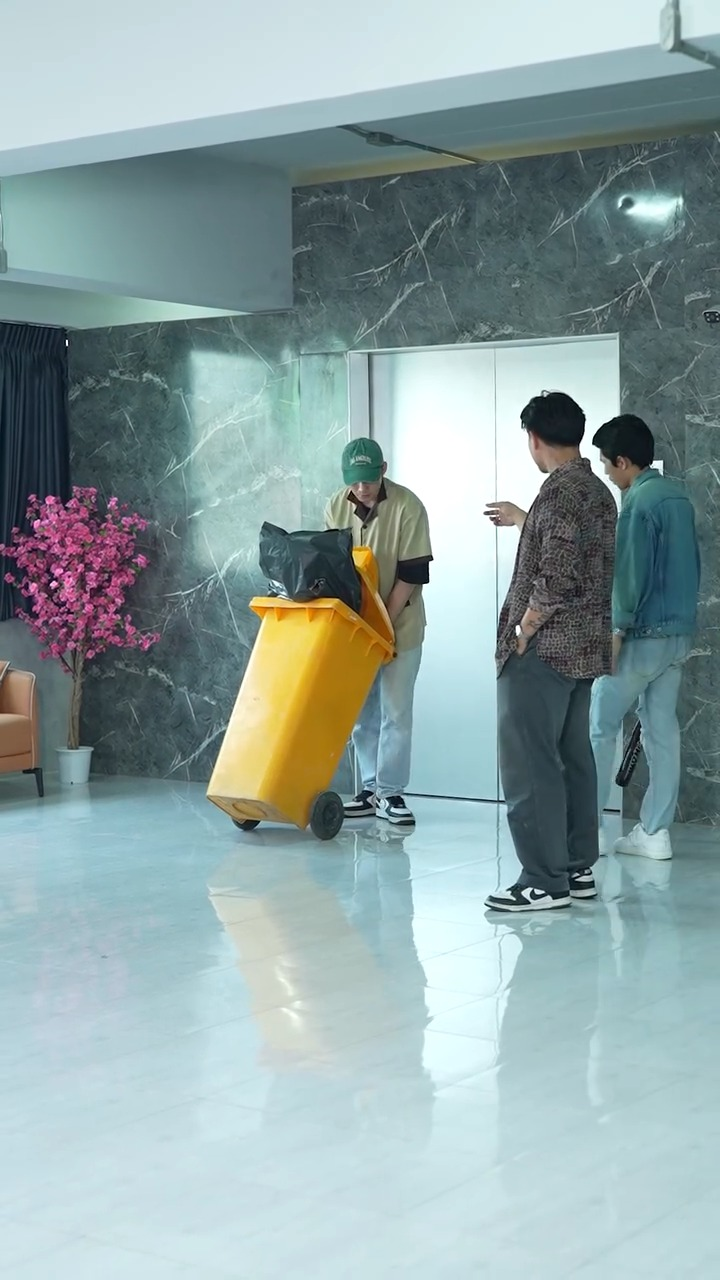 [ตอนต่อไป] 201T1110 A ซ่อนหา คุ้มภัยให้สาว