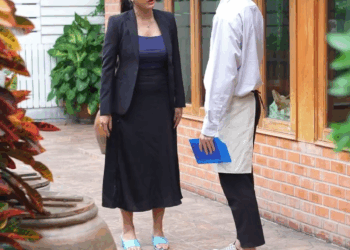 [ตอนต่อไป] 202T1110 A ขอความช่วยเหลือจากพนักงาน