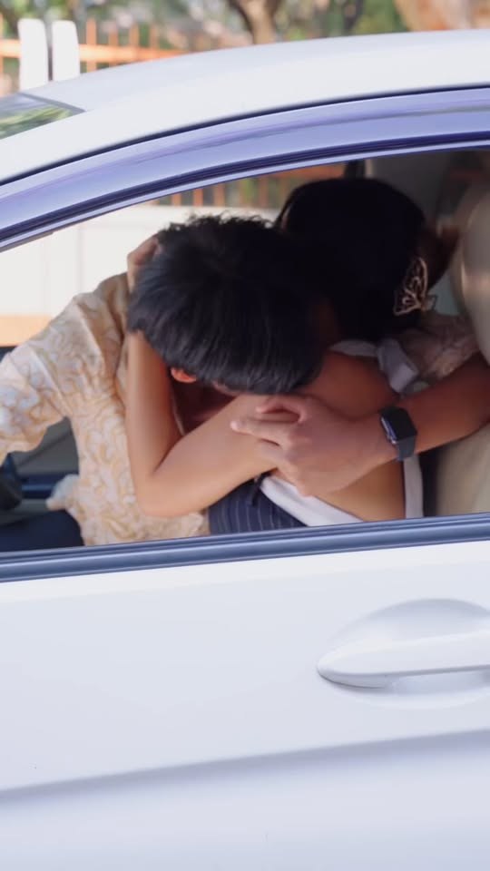 [ตอนต่อไป] 016T1110 A พ่อคะ หนูเจอแม่อยู่ในรถกับผู้ชายคนอื่นค่ะ