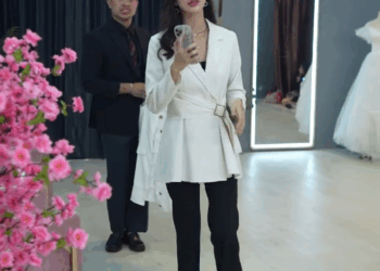 [ตอนต่อไป] 258T1110 A อย่ามาซ่ากับนํ้าว้า เดี๋ยวจะหาว่ารังแกคนตัวเล็กๆ