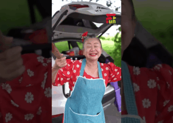 [ตอนต่อไป] 696T1129 AC289 เปิดท้ายขายส้มตำ.mp4