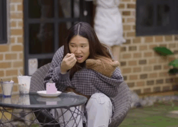 [ตอนต่อไป] 049T1110 A ลูกสาวตัวเองแท้ๆ ทิ้งลูกได้ลงคอ เธอเป็นแม่ที่แย่ม