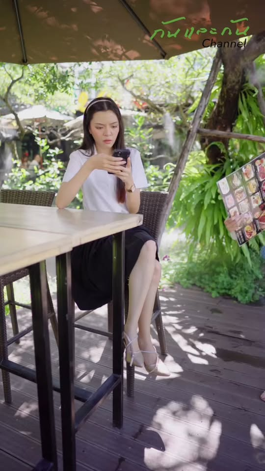 [ตอนต่อไป] 069T1110 A เธอพลาดมีลูกในวัยเรียน ต้องมาทำงานพาร์ทไทม์ แถมโดนเพื่อนนินทารังเกียจ